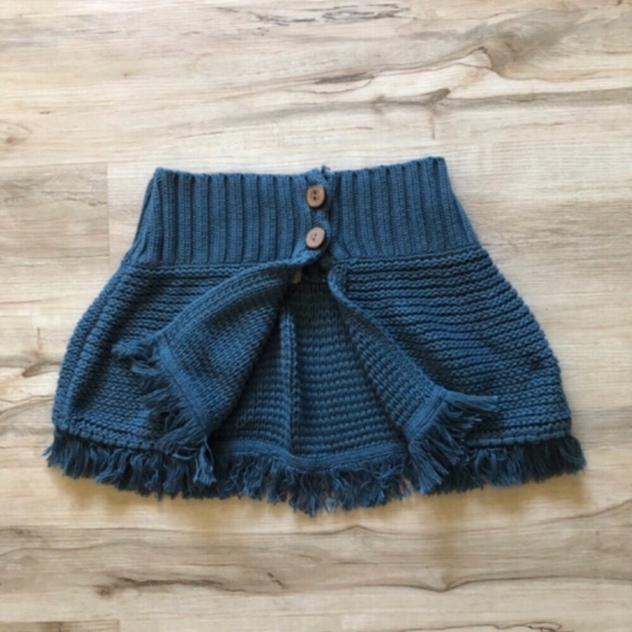 Zara Teal Knit Shawl - Picture 3 of 5